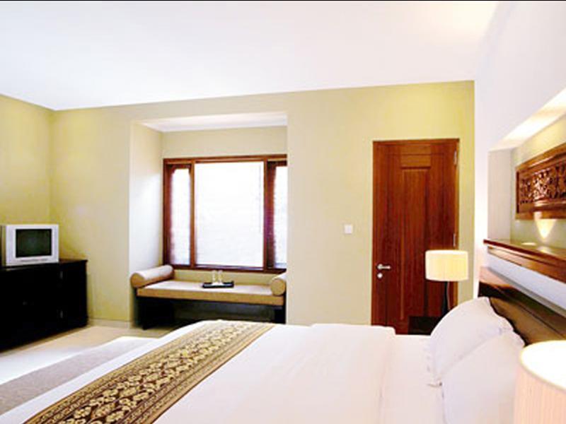 The Kunja Villa-Hotel Семиняк Екстериор снимка